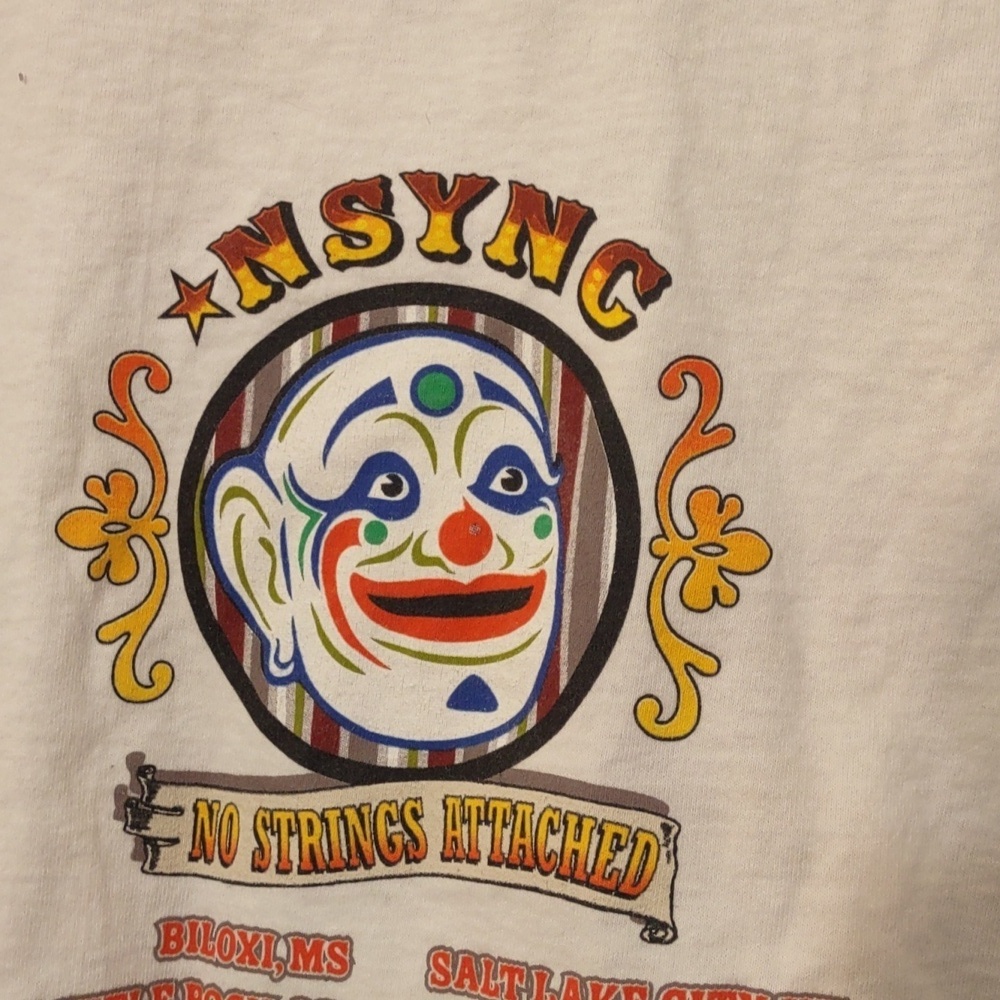 VINTAGE SLIGHTLY USED NSYNC NO STRINGS ATTACHED CONCERT TSHIRT 2000 SIZE S - Picture 7 of 9